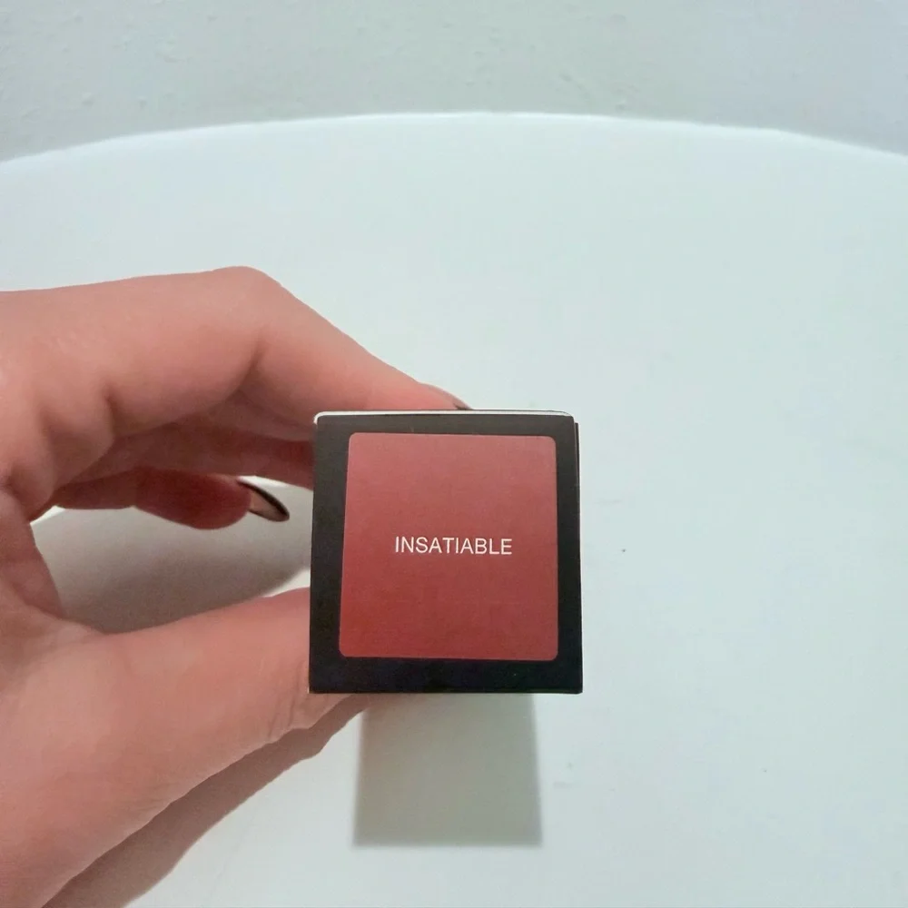 NARS Afterglow Liquid Blush Insatiable Deep Plum 7ml NEW